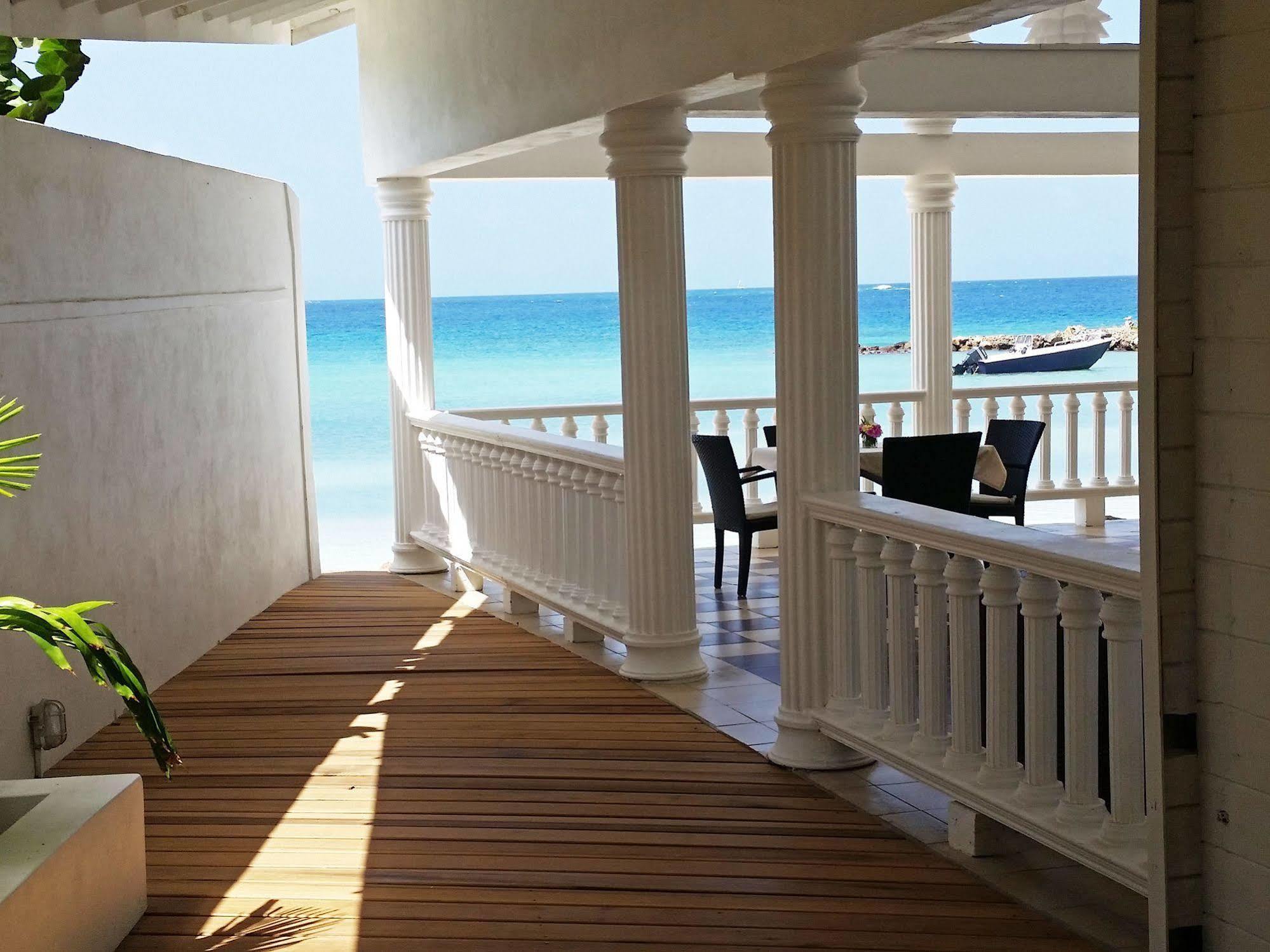 Davids Beach Hotel Clifton Exterior foto